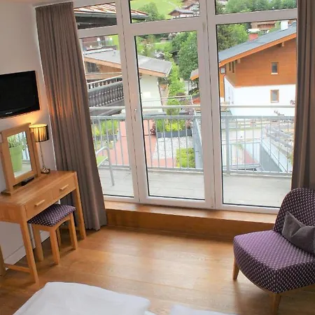 Augustine In Hinterglemm Zentrum Vakantiehuis Saalbach-Hinterglemm